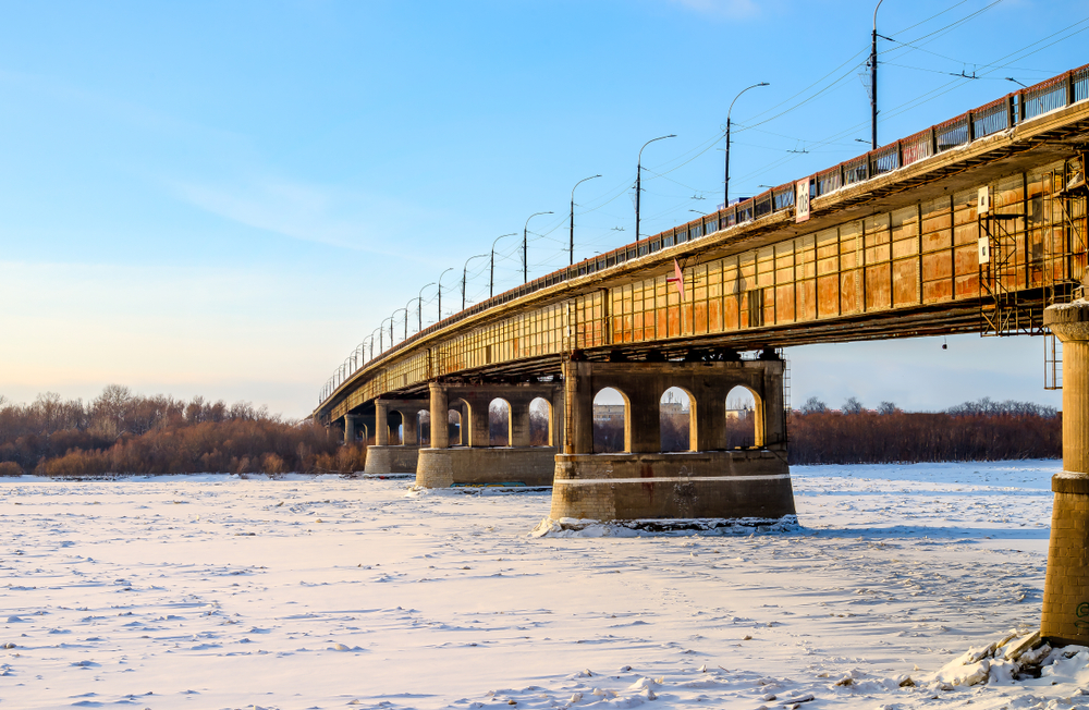 Мост в Омске