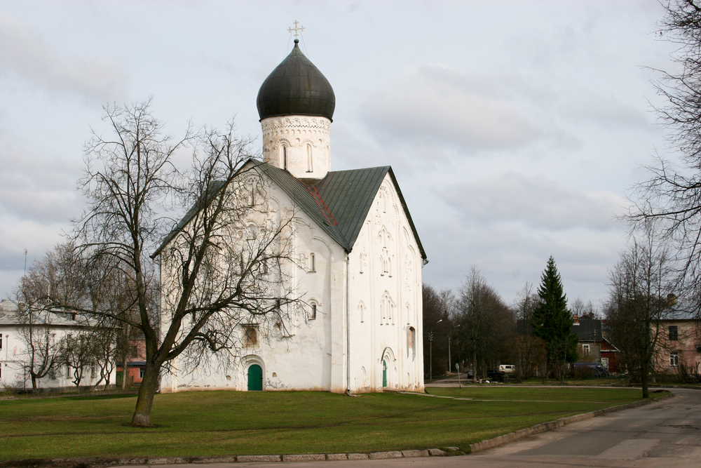Церковь в Новгороде